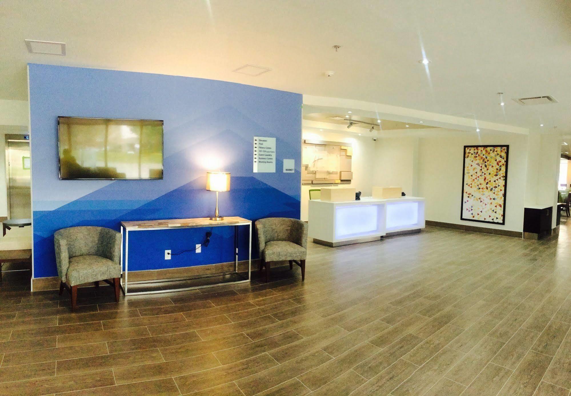 Holiday Inn Express & Suites Toronto Airport West, An Ihg Hotel Mississauga Dış mekan fotoğraf